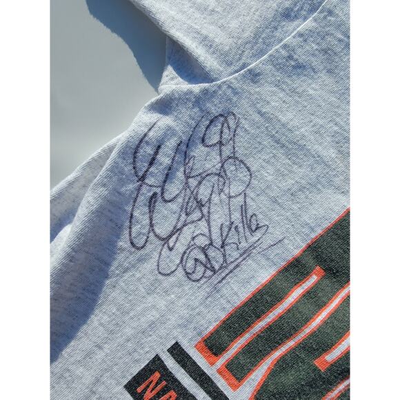 Vintage Miami Hurricanes Signed Autograph Gray Delta USA T-Shirt Size L - Picture 4 of 10
